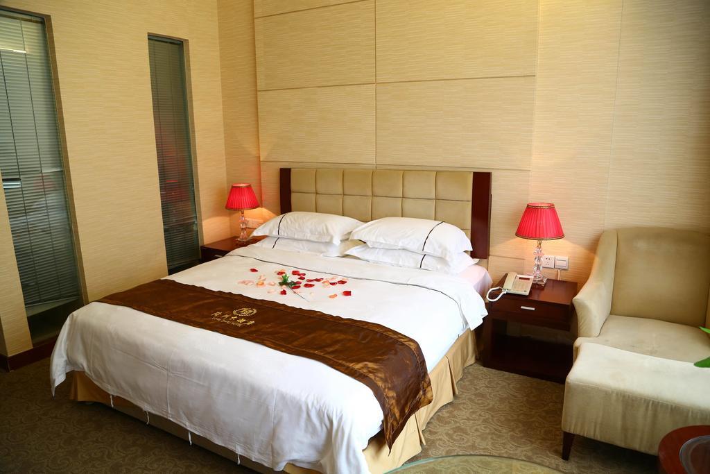 Long Zhou Grand Hotel Guangzhou Kamer foto