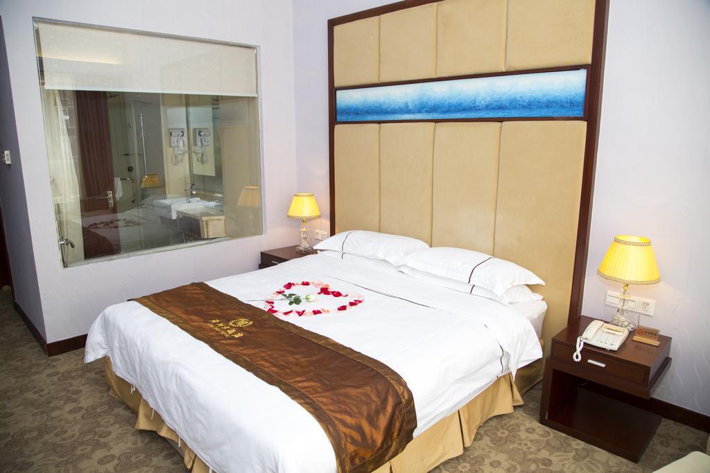 Long Zhou Grand Hotel Guangzhou Kamer foto