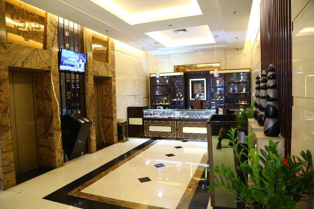 Long Zhou Grand Hotel Guangzhou Buitenkant foto
